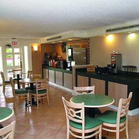 Motel 6-Hazelwood, Mo 