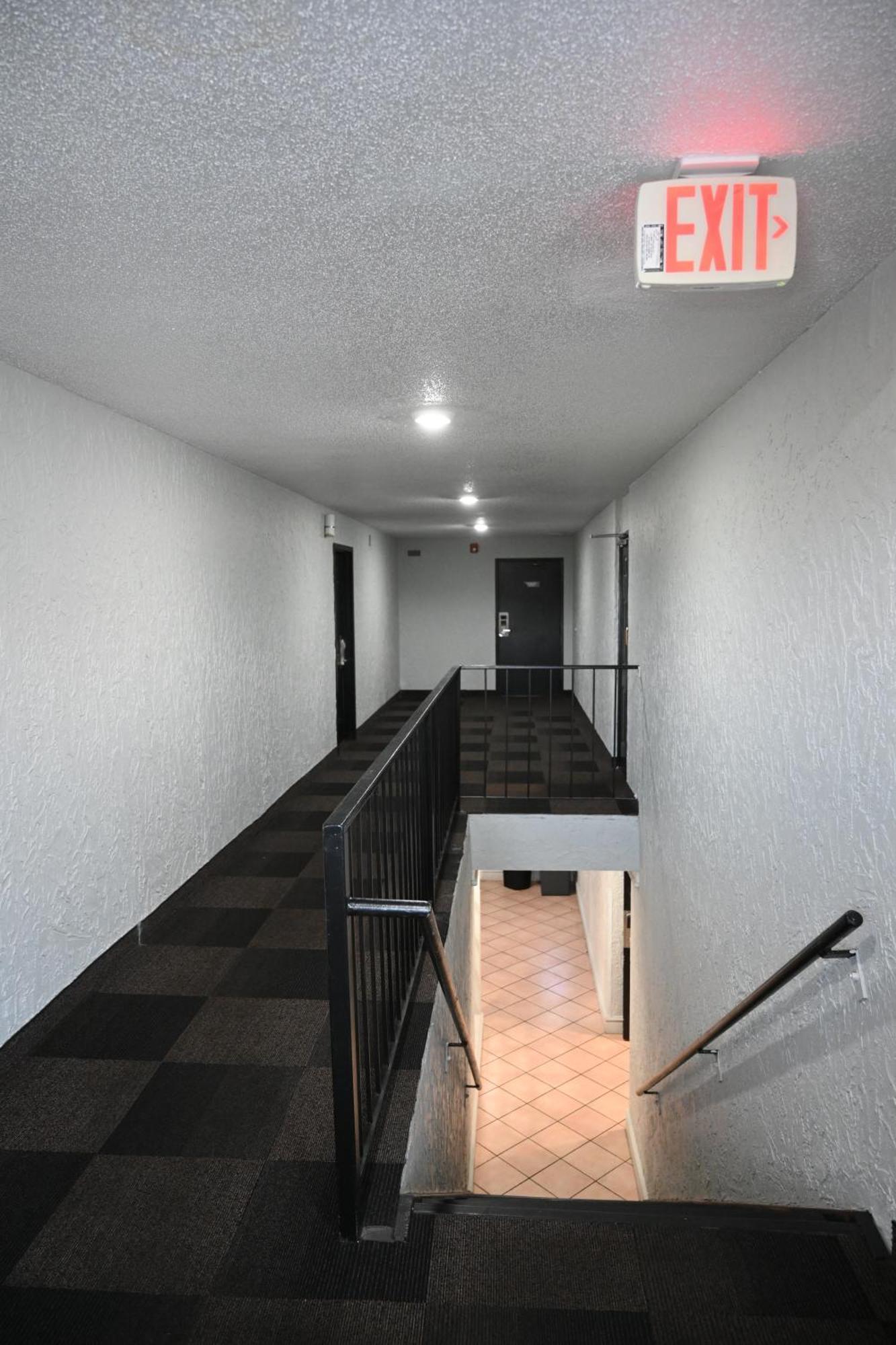 6-hazelwood, Mo 4* Hazelwood